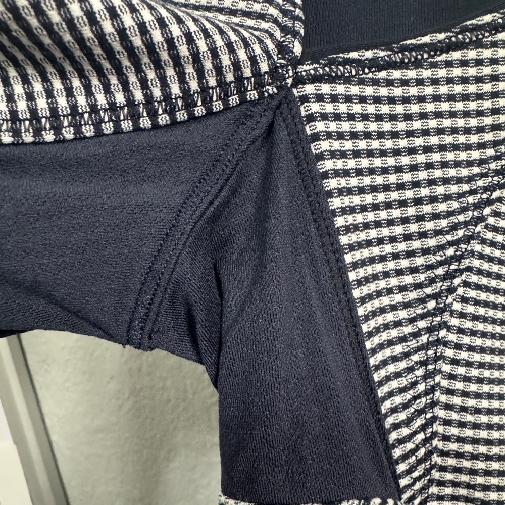 Lululemon Forme Jacket - Picture 10 of 13